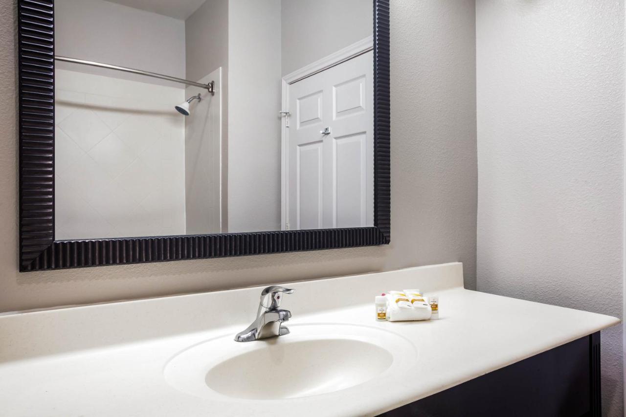 La Quinta By Wyndham Houston - Magnolia Hotel Luaran gambar